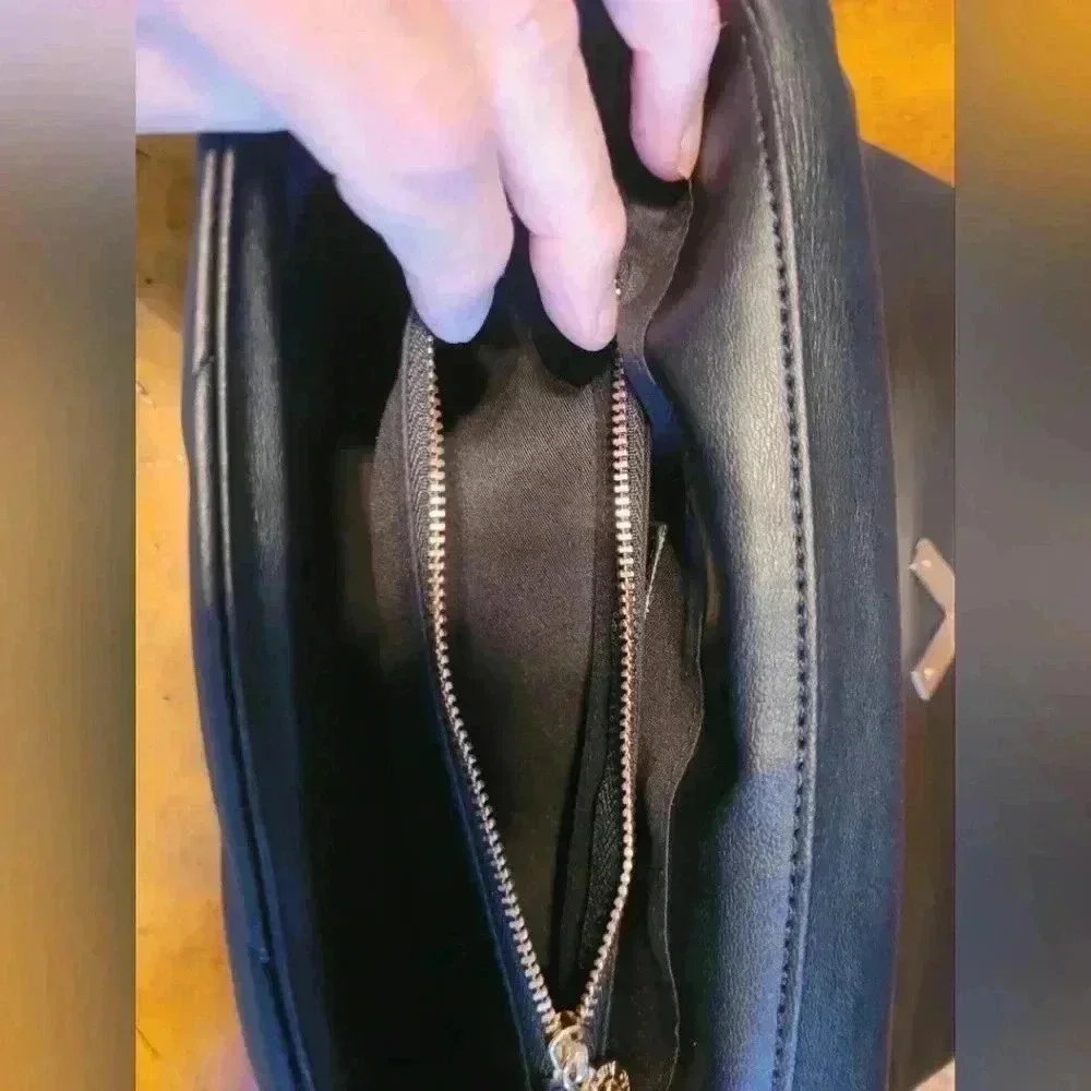 Valentino Orlandi crossbody - Picture 13 of 14